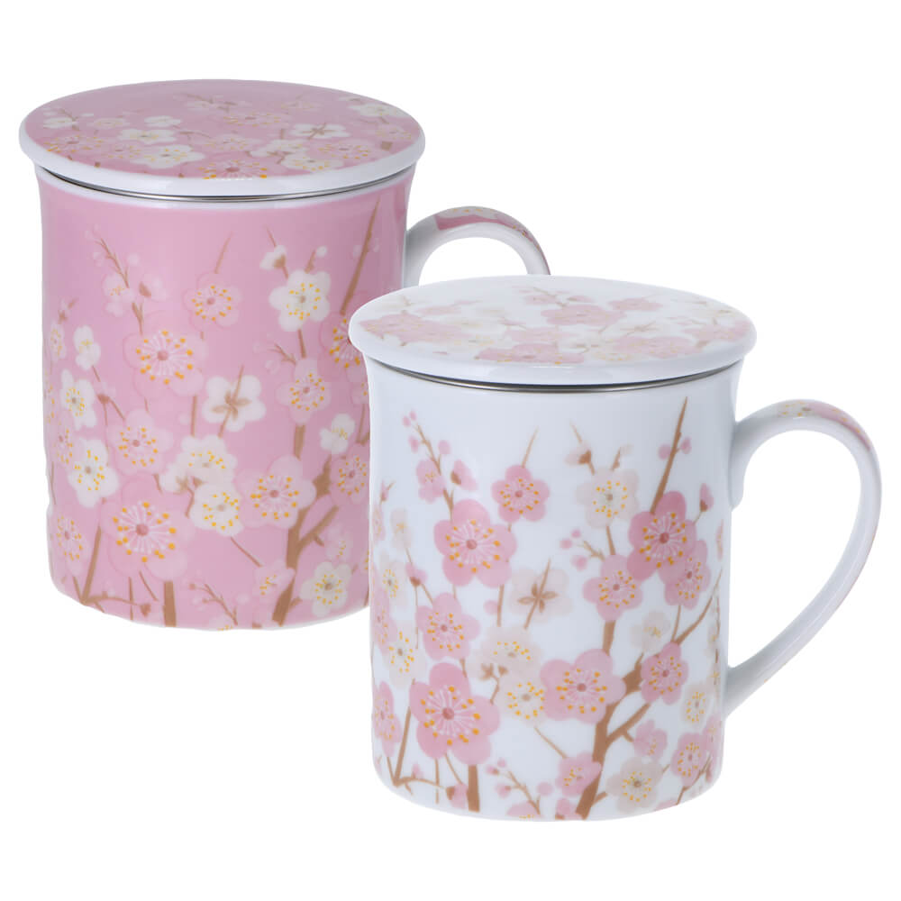 Zwei Porzellan Deckelbecher Yoshino mit Kirschblüten-Dekor in Rosa und Weiß, jeweils mit Deckel und Edelstahlsieb für losen Tee