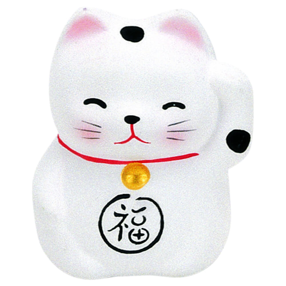 Weiße Keramik-Maneki-Neko-Figur mit schwarzem Punkt auf dem Kopf und Glückssymbol am Bauch#winkekatze_maneki-neko-weiss