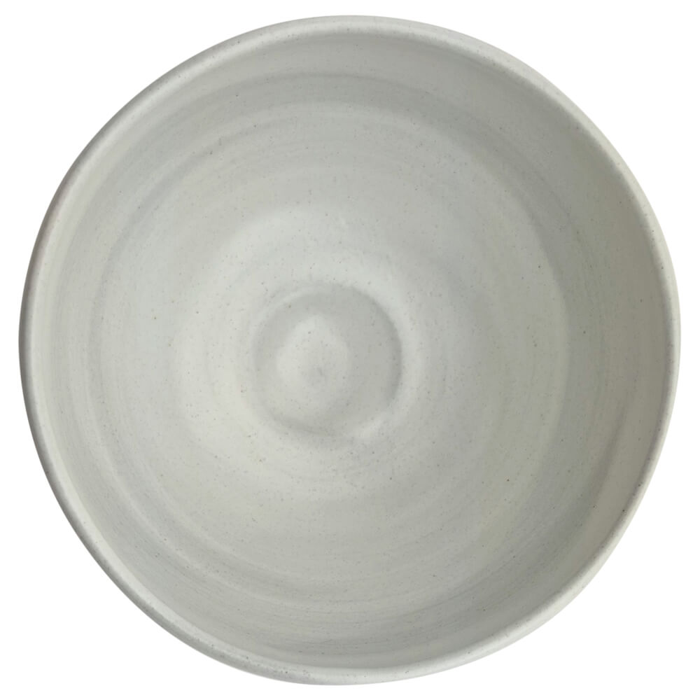 Weiße Matchaschale im minimalistischen Stil – japanisches Design offen#matchaschale-aus-japan_weiss