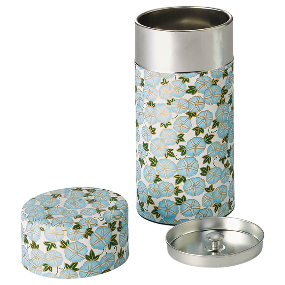 Geöffnete japanische Teedose Satoru mit Innendeckel und hellblauem Blütenmuster#variante_satoru