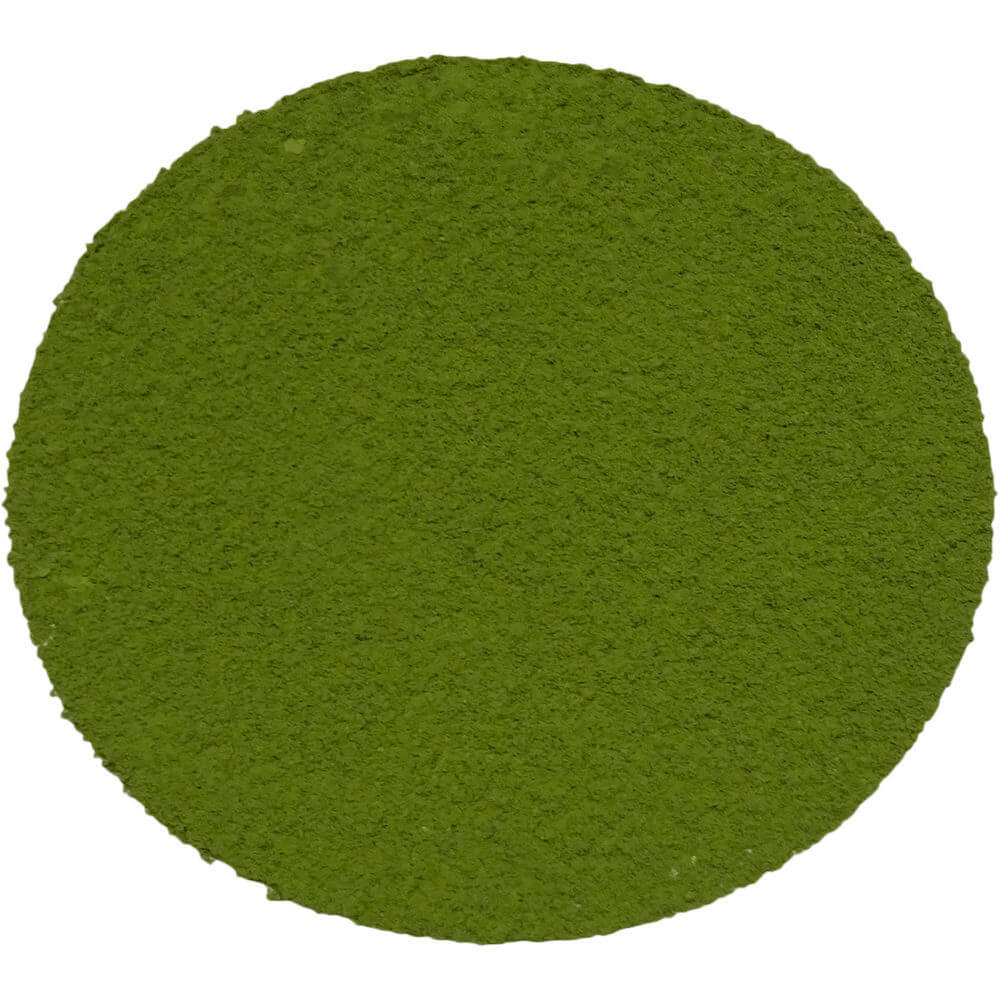 Sattes, intensiv grünes Bio-Matcha-Pulver in feiner Körnung – hergestellt von Familie Morimoto in Miyazaki, Japan.